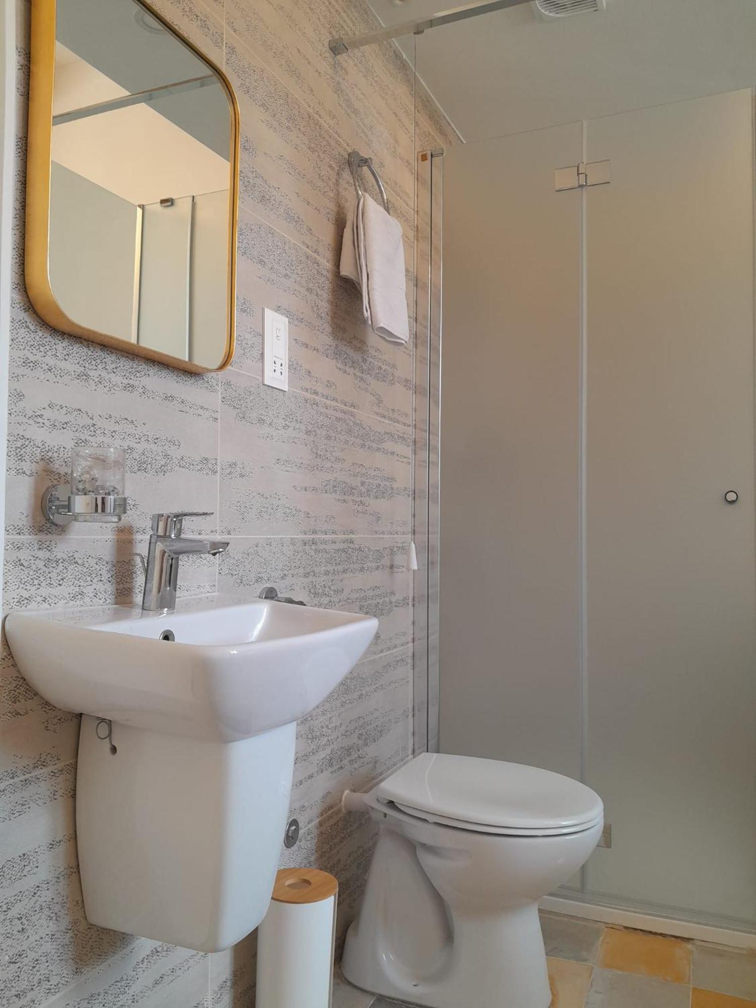 Charming Town House In Cospicua, Valperga Rooms Экстерьер фото